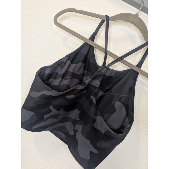OLD NAVY Active Powersoft Light Support Built-In Bra Black Camo Women Size Large - Picture 7 of 7